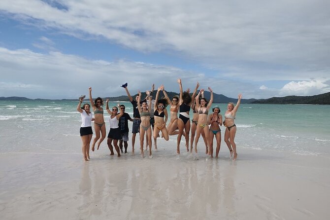 2-Night Whitsundays Sailing Cruise incl. Whitehaven Beach & Great Barrier Reef - Islands Between Snorkels: Hook, Hayman, Border, and Whitsunday Island