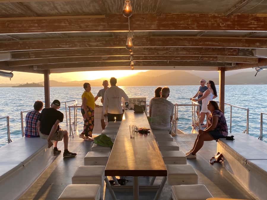 Airlie Beach: 2-Hour Sunset Cruise with Sparkling Wine - Onboard Vibe: Music, Photos, and Why This Can Be Social (Not Just Scenic)