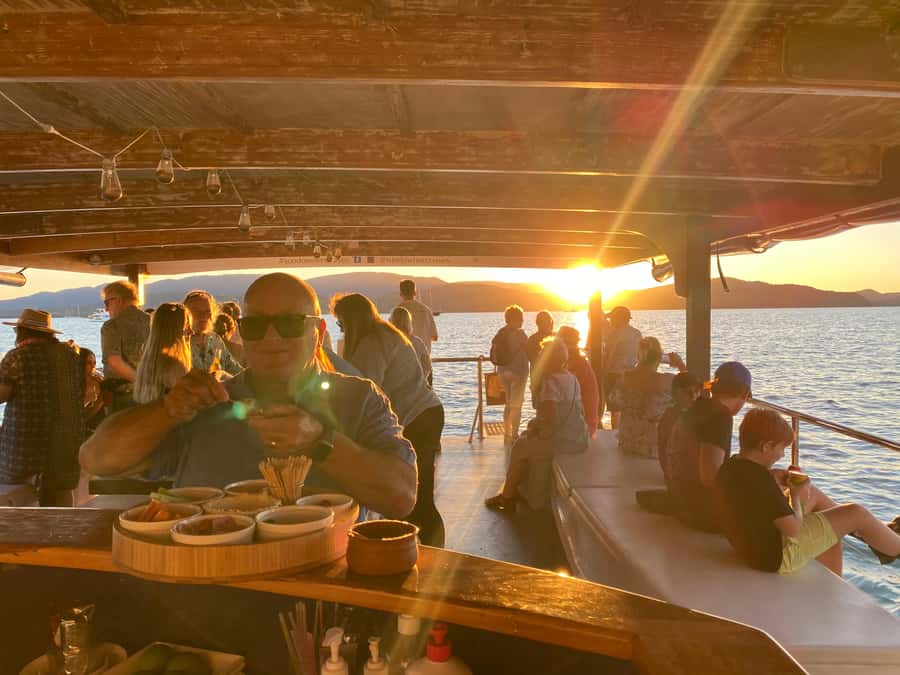 Airlie Beach: 2-Hour Sunset Cruise with Sparkling Wine - Accessibility and Family Notes: What You Should Confirm Before You Go