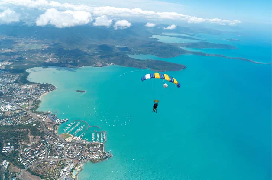 Airlie Beach: Tandem Skydive over the Whitsundays - Quick Hits: What Makes Airlie Beach Tandem Skydive Different