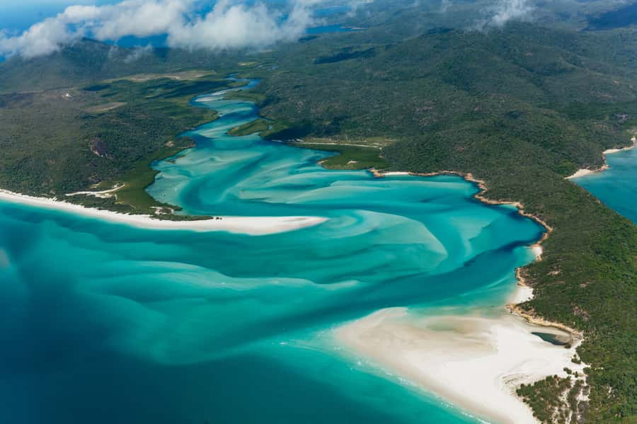 Airlie Beach: Whitsundays & Heart Reef Scenic Flight - Window seats and photo angles: how to get the best shot