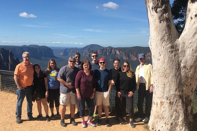 Blue Mountains: Three Sisters, Scenic World and Wildlife park - Food, Pace, and Comfort on a 9.5-Hour Day