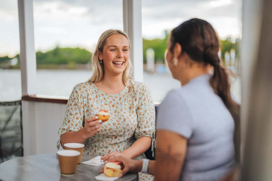 Brisbane: Morning Sightseeing Cruise: 10:30am-12pm (90min) - Photo Opportunities and Deck Choice: Getting Views Without Losing the Sound