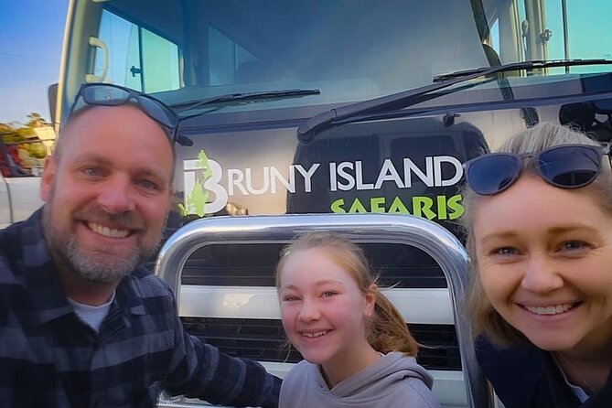 Bruny Island Food, Sightseeing, Guided Lighthouse Tour & Lunch - How the day stays comfortable: timing, group size, and what to pack