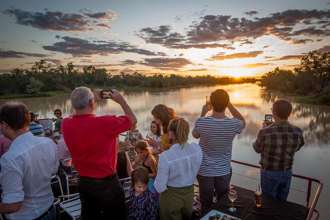 Drover's Sunset Cruise includes Smithy's Outback Dinner and Show - Longreach to the Thompson River: What You’re Really Booking