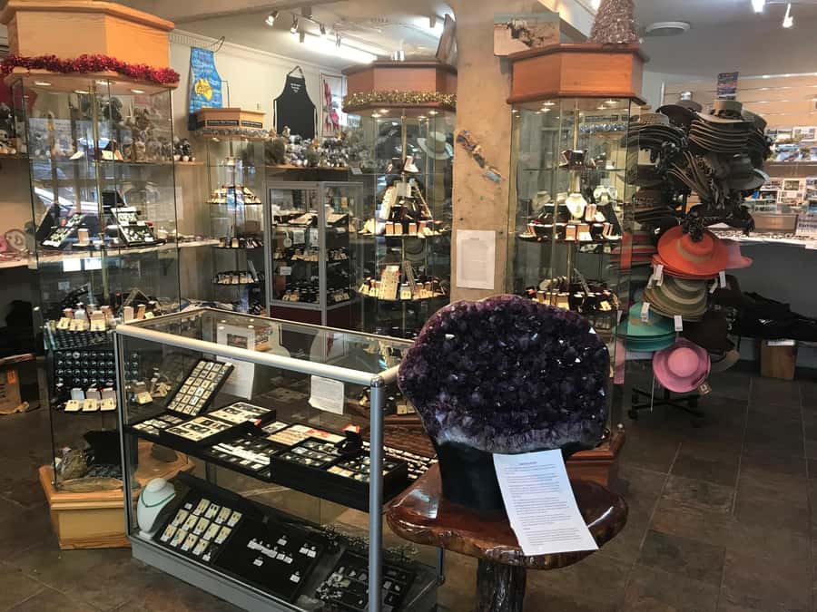 From Adelaide: Barossa to Hahndorf Wine Tasting and Lunch - Should you book this Adelaide Hills and Barossa day trip?