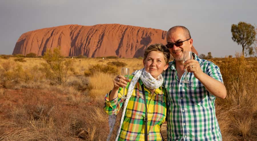 From Alice Springs: Day Trip to Uluru with BBQ Dinner - Mount Connor Lookout: the wide-view reset