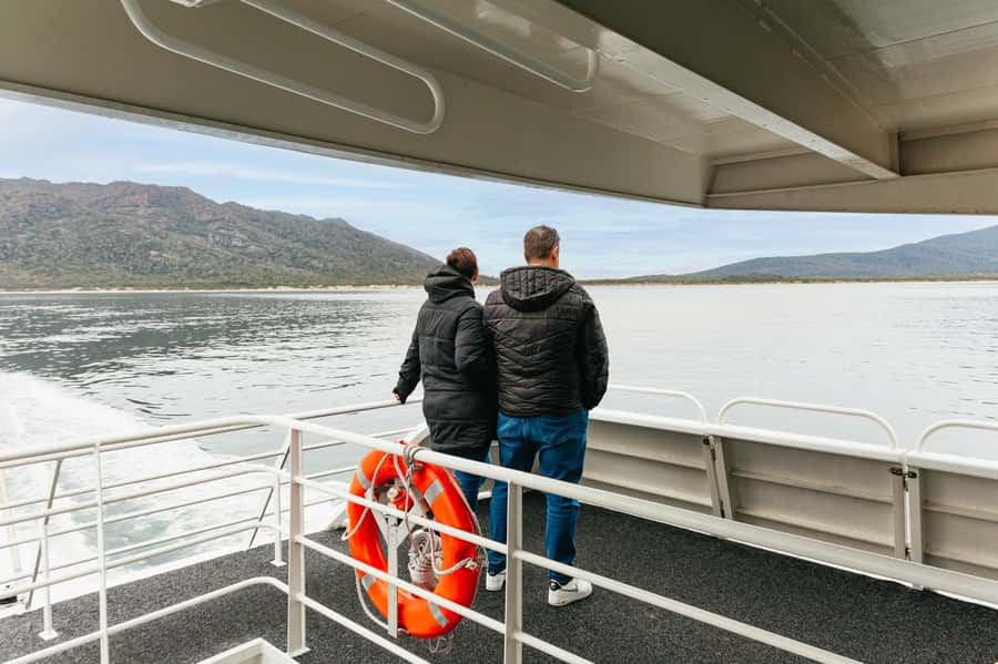 From Coles Bay: Wineglass Bay Cruise with Lunch - Weather, sea conditions, and route changes: the real part of planning