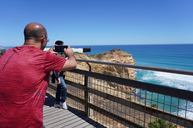 Full-Day Great Ocean Road and 12 Apostles Tour - The Razorback and Loch Ard Gorge: cliff drama with story power