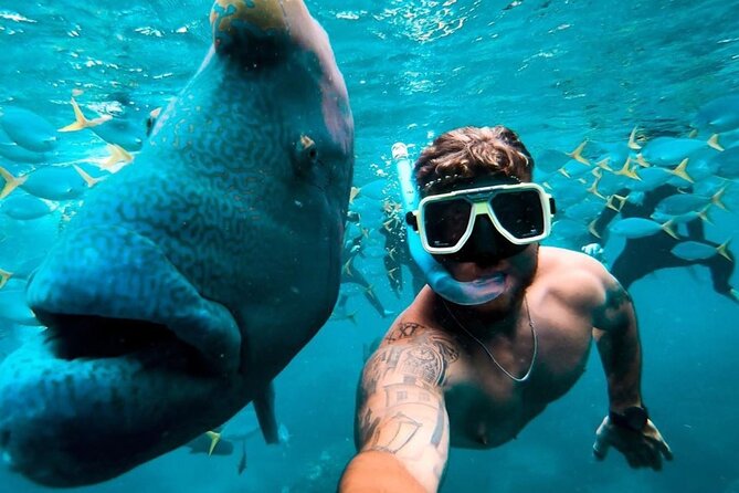 Full-Day Whitsunday Sail and Snorkel Adventure with Lunch - Crew and On-Deck Energy: Why Names Matter Here