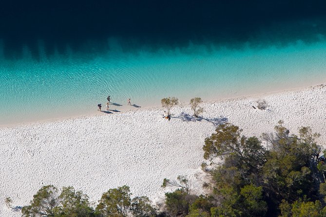 K'gari (Fraser Island) Explorer 2-Day Tour - Guides and the group experience: where the trip really clicks