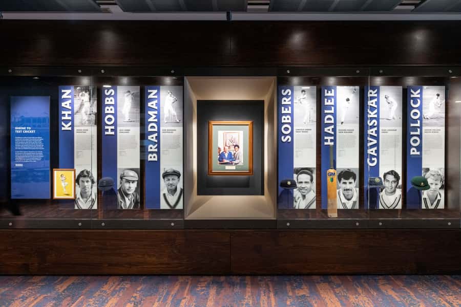 Melbourne: Melbourne Cricket Ground (MCG) Guided Tour - The MCC Long Room and Library: Where Tradition Becomes Physical