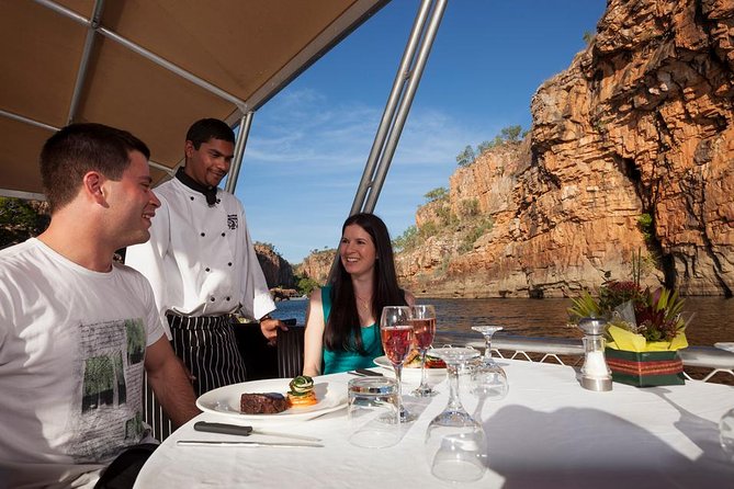 Nitmiluk (Katherine) Gorge Cruise - Meeting Nitmiluk Tours and Getting Set for Boarding