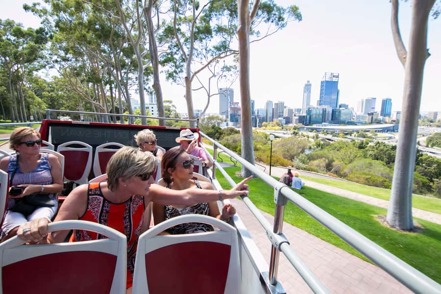 Perth: Hop-on Hop-off Sightseeing Bus Ticket - Perth Explorer bus: the easiest way to get your bearings fast