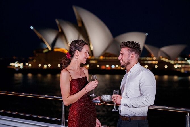 Sydney Harbour Starlight Dinner Cruise from Darling Harbour - The Sydney Harbour stretch: skyline time without rushing