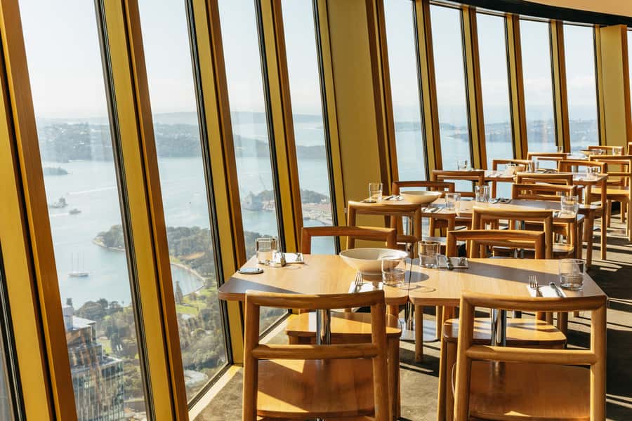 Sydney: Unlimited Skyfeast at Sydney Tower - Rotation and pacing: how the meal actually feels