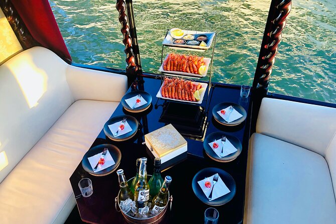 1 Hour Private Romantic Gondola Cruises in Banksia Beach - Comfort, expectations, and how to get the most from the ride