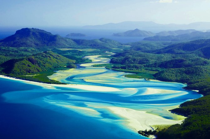 1-Hour Whitsunday Islands and Heart Reef Scenic Flight - Entering the Plan: How the Tour Starts in Airlie Beach