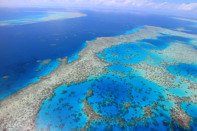 1-Hour Whitsunday Islands and Heart Reef Scenic Flight - Hill Inlet: Why Two Passes Are Worth It