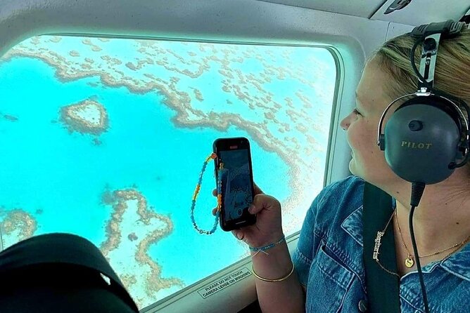 1hour Scenic Flight Heart Reef, Whitehaven Beach, Hill Inlet, GBR - Inside the plane: window seats are guaranteed, but space is tight