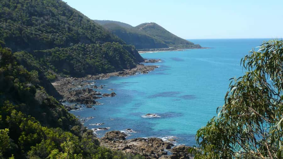 2 Day Great Ocean Road Small Group Tour - Loch Ard Gorge: a shipwreck story you can see with your own eyes