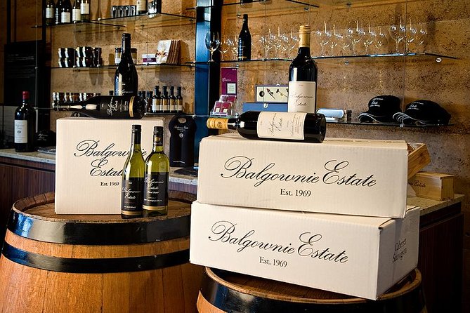 2-Day Yarra Valley Wine Tour with Luxury Vineyard Resort Stay - Day 1 Winery Flow: Greenstone, Balgownie, and the First Taste of the Valley