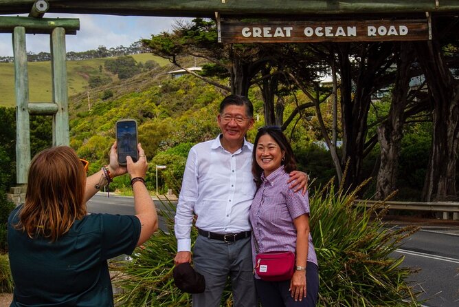 3 Day Combo: Great Ocean Road, Penguin Parade and FREE City Tour - Melbourne city tour: Hosier Lane, Shrine of Remembrance, St Patrick’s, gardens, and Old Gaol