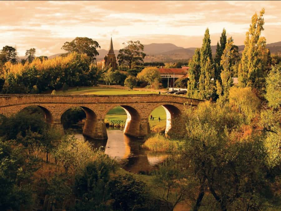 3D Tasmanian Highlights: Hobart, Port Arthur & Bruny Island - Price and included costs: what you’re really paying for