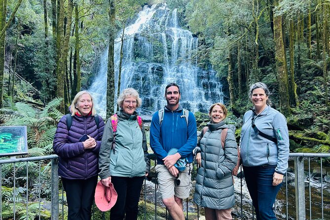 6-Days Discovery Tour of Tasmania - Comfort Style - Day 2 to Strahan and the Gordon River: cruise time plus Strahan’s harbor feel