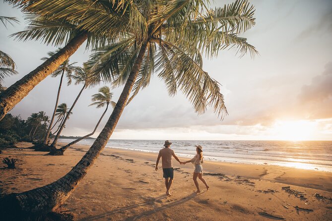 7 Day Brisbane to Cairns Boutique Whitsundays Great Barrier Reef - Airlie Beach to the Whitsunday Islands: speedboat day you’ll remember
