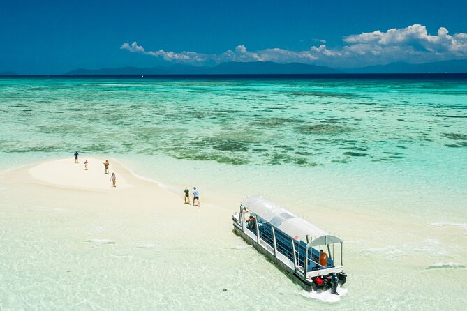 7 Day Brisbane to Cairns Boutique Whitsundays Great Barrier Reef - Great Barrier Reef cruise: snorkel gear plus a glass-bottom backup