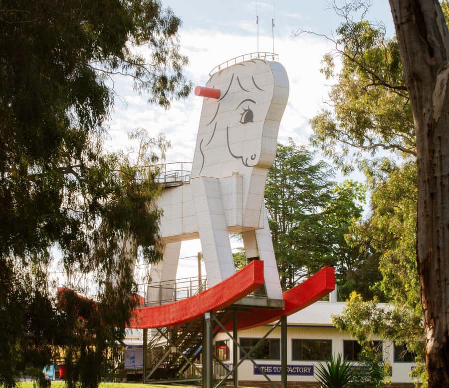 Adelaide: Barossa Day Out: Wines, Brewery, Chocolate & Lunch - Z Wines: sister-driven cellar-door tasting option