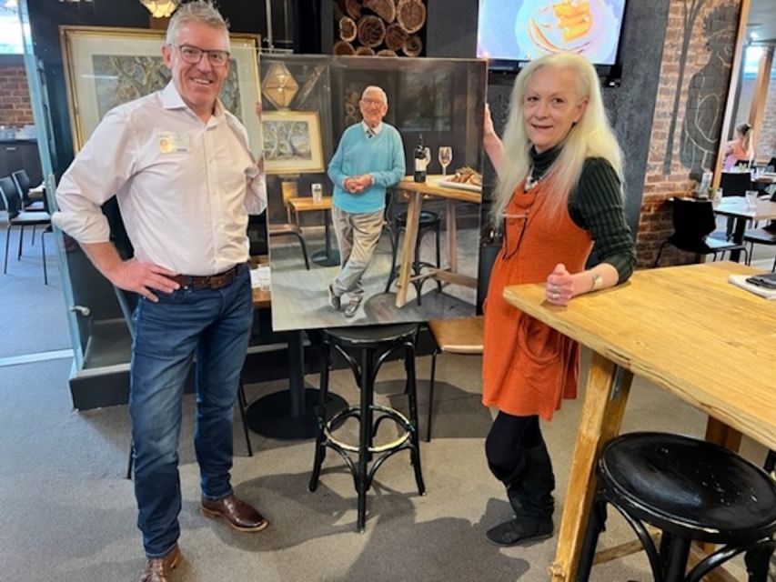 Adelaide: City Highlights and Hahndorf Tour with Pickup - The guides: what you gain from local narration