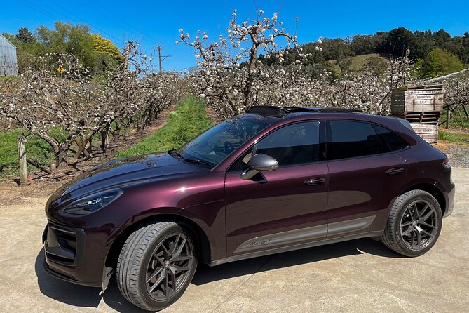 Adelaide Couples Tour: Penfolds(World #2) Visit Hahndorf & Lunch - The scenic drive between wineries: the Adelaide Hills part you’ll actually remember