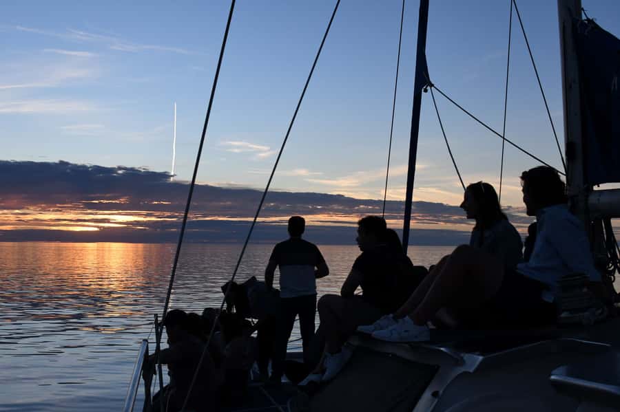 Adelaide: Glenelg Twilight Catamaran Cruise with Drink - Getting to Glenelg Marina Pier (and Boarding Without Stress)