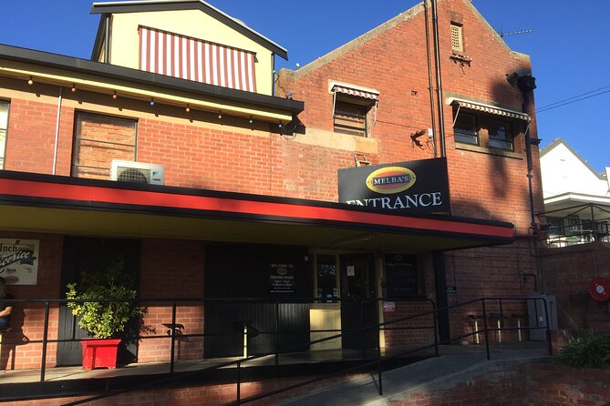 Adelaide Hills and Hahndorf - Half Day Private Scenic Tour - Beerenberg Farm: quick shopping, quick café options