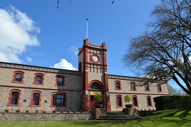 Adelaide Japanese Group Winery Day Tour in Barossa and Hahndorf - Pickup, group size, and how the day keeps moving