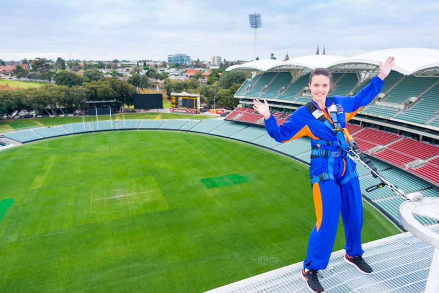 Adelaide: Rooftop Climbing Experience of the Adelaide Oval - Safety First: Gear, Pacing, and Breath Check