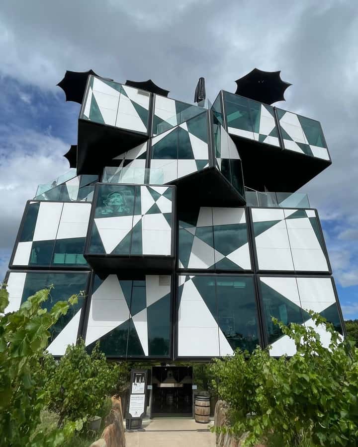 Adelaide: South Australia Guided Full-Day Highlights Tour - South Australia in One Day: Hills, German Towns, and Coastline Views