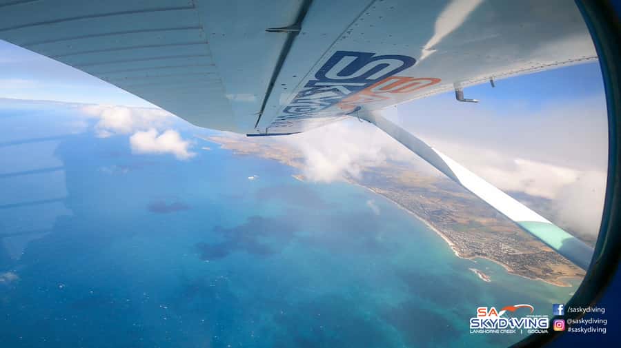 Adelaide: Tandem Skydiving Adventure over Goolwa - Who should book this skydive over Goolwa—and who should skip it