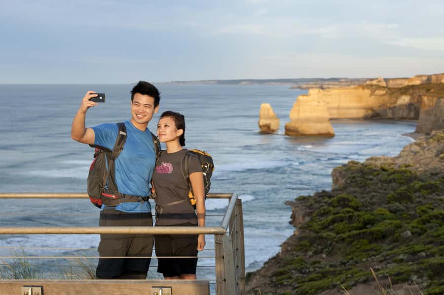 Adelaide to Melbourne: 3-Day Ultimate Overland Journey - Day 1 in the Grampians: lookouts, MacKenzie Falls, and Halls Gap nights