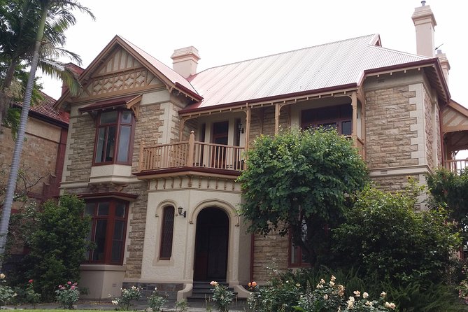 Adelaide Walking Tour: Grand Mansions and Sub-Divisions - Georgian and Victorian street faces: what to watch for on the walk