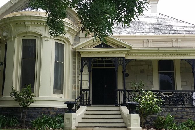 Adelaide Walking Tour: Grand Mansions and Sub-Divisions - Price and time: $36.93 and what you get in return