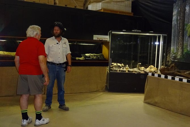 Age of Dinosaurs Museum Half Day Guided Transfer from Winton - Dinosaur Canyon Walks, Sculptures, and the Jump-Up Views