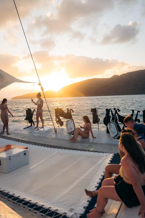 Airlie Beach: 2-Day Whitsunday Islands Sailing Snorkel Tour - Price and value at $488: what you’re really paying for