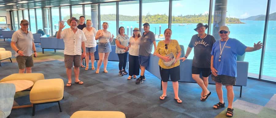 Airlie Beach 3 hr Sightseeing Explorer: Snaps & highlights - A 3-hour orientation around Airlie Beach’s best lookouts