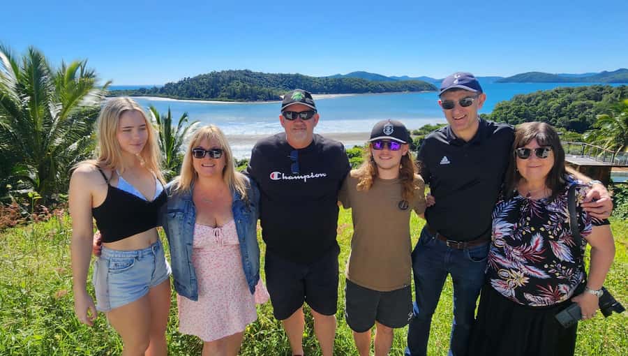 Airlie Beach 3 hr Sightseeing Explorer: Snaps & highlights - Northerlies and Cannonvale Beach: the coast beyond the main strip