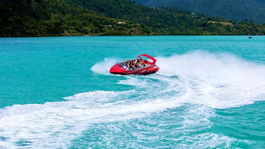 Airlie Beach: 30-Minute Jet Boat Ride - Should you book the Airlie Beach 30-minute jet boat ride?