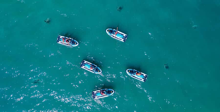 Airlie Beach: Airlie Adventure Jet Ski Tour - Jet skiing Airlie Beach: what 150 minutes feels like in real time