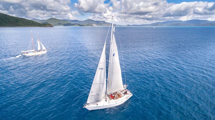 Airlie Beach: Great Barrier Reef 2-Day, 2-Night Sailing Tour - Great Barrier Reef Snorkeling With Kate and Kianna’s Reef Focus